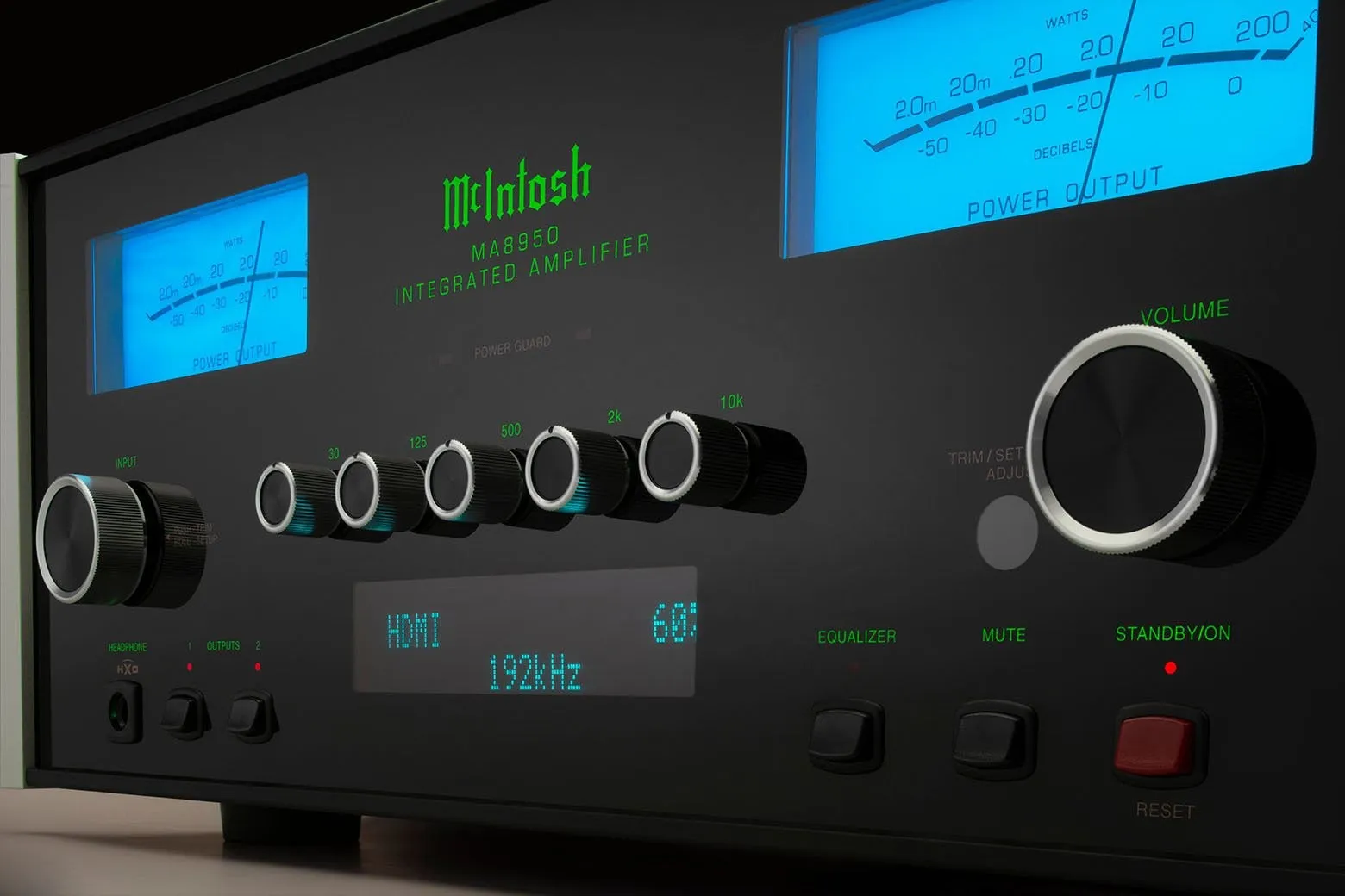 McIntosh MA8950 - 2-Channel Integrated Amplifier